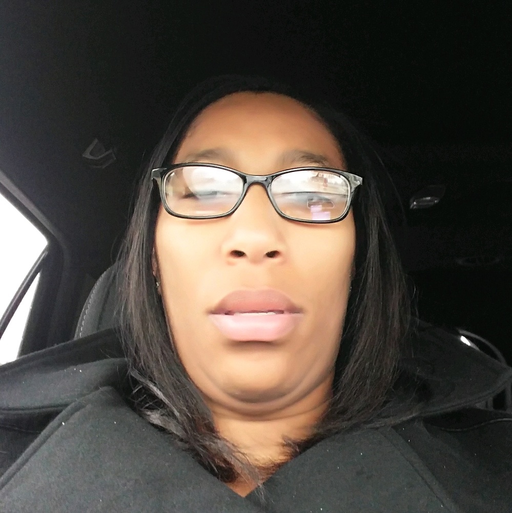 Meet your Posher, Shereca